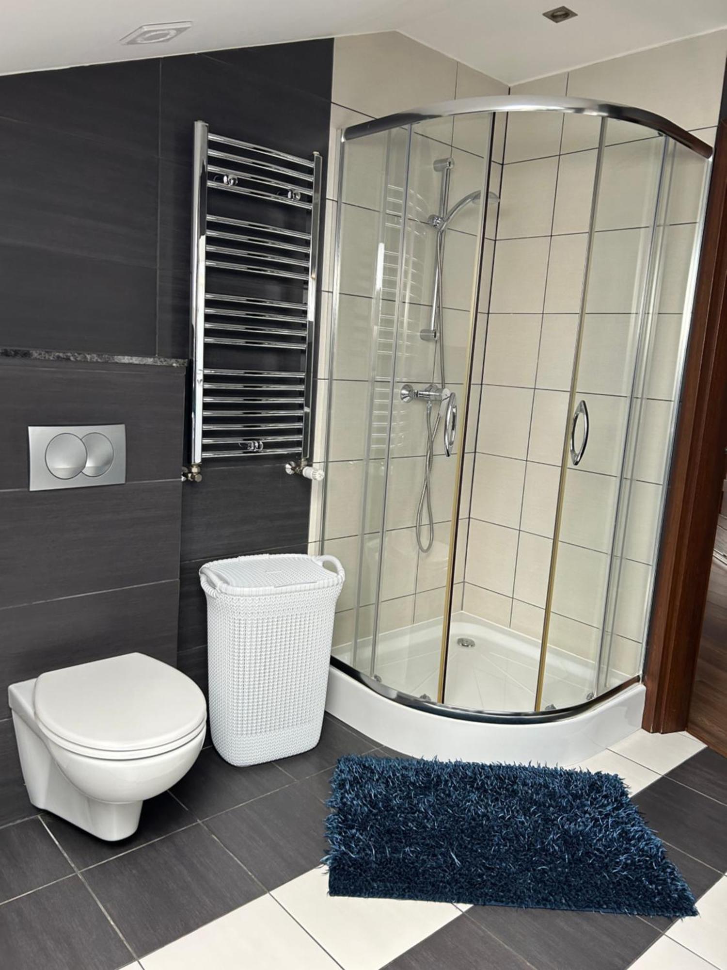 Apartament Bobrzanska - 4 Bedrooms Sypialnie شفيدنيتسا المظهر الخارجي الصورة